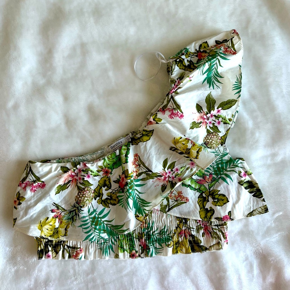 Bershka (One Shoulder Floral print Crop top)